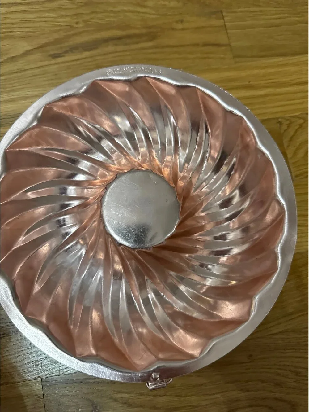 none bundt pan
